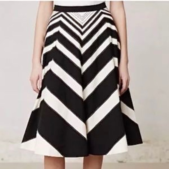 Anthropologie Meadow Rue Waverly Retro Black White Chevron Stripe Skirt